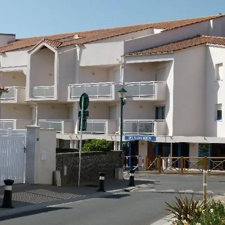 Avec Balcon-terrasse, Parking Privatif Et Acces A - Fr-1-336-28