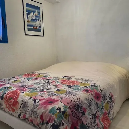 Avec Balcon-terrasse, Parking Privatif Et Acces A - Fr-1-336-28 * Longeville-sur-Mer