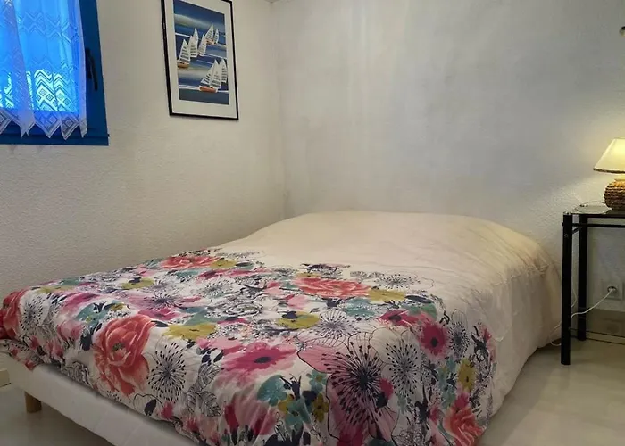 Avec Balcon-terrasse, Parking Privatif Et Acces A - Fr-1-336-28 * Longeville-sur-Mer